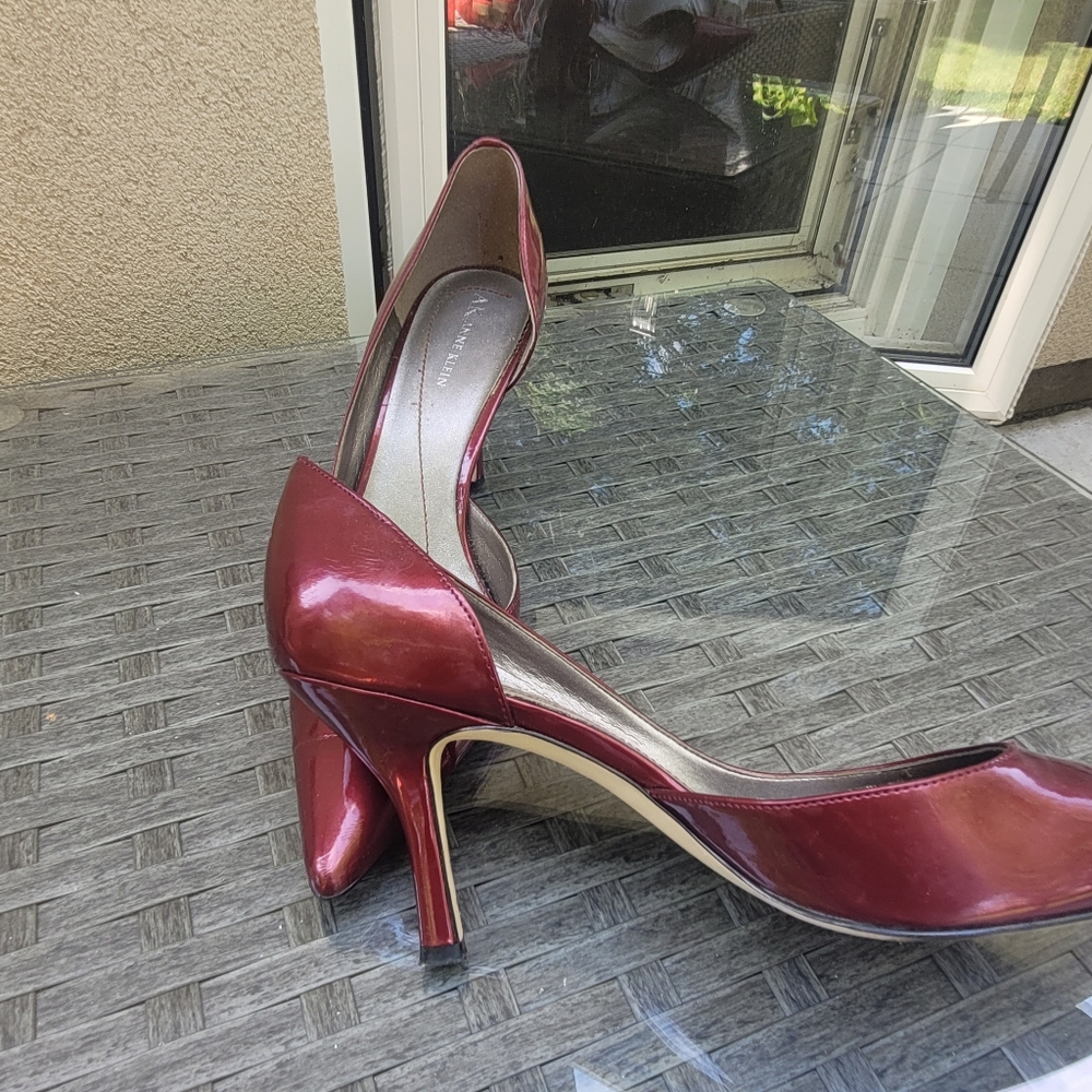 Anne Klein - Picture 2 of 4